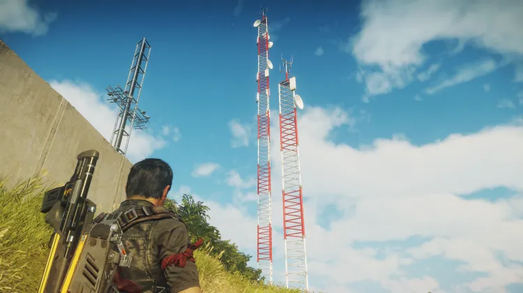 Torre de Satélite (2)