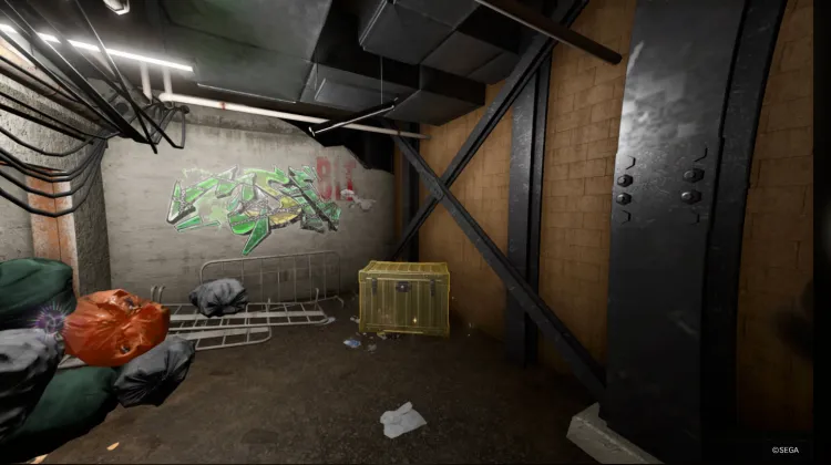 Entre le District Cinq & le Boulevard Anaconda - Coffre-fort or