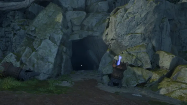 प्राचीन गुफा