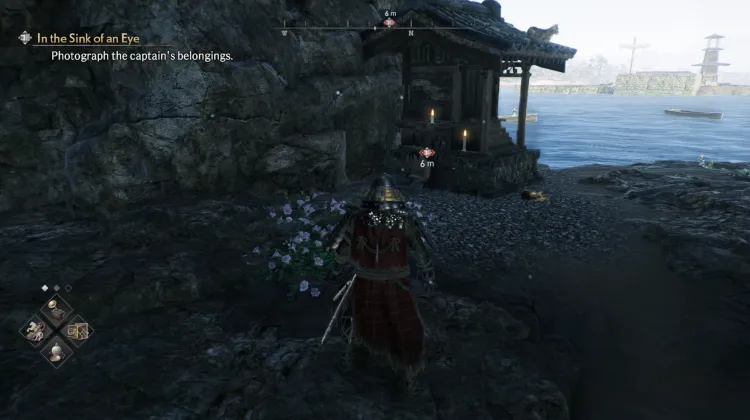 Photograph the captain's belongings