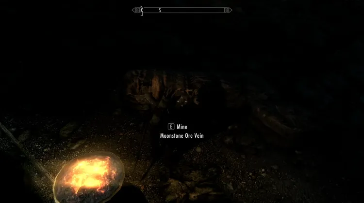 Filon de minerai de pierre de lune