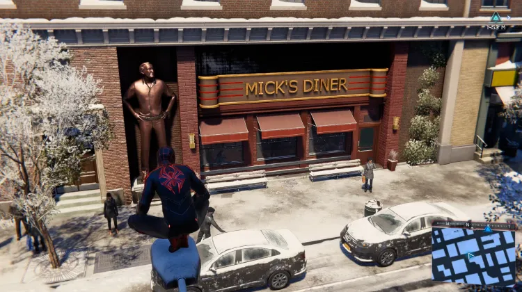 Patung Stan Lee dan Mick's Diner