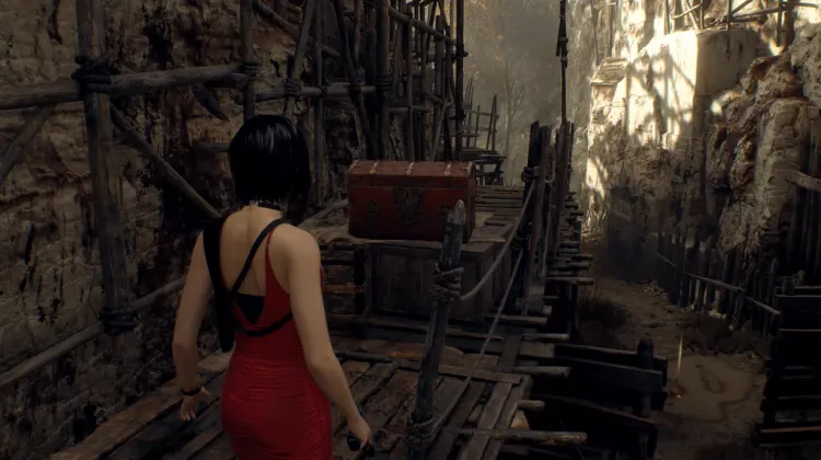 Anel de Gema Vermelha