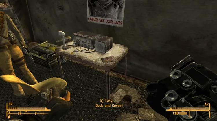 ¡Agáchate y Cúbrete!