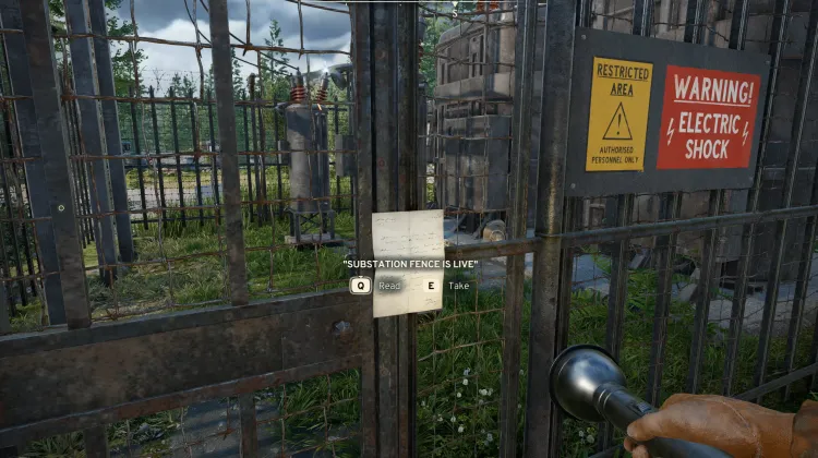 Umspannwerk-Zaun ist unter Strom