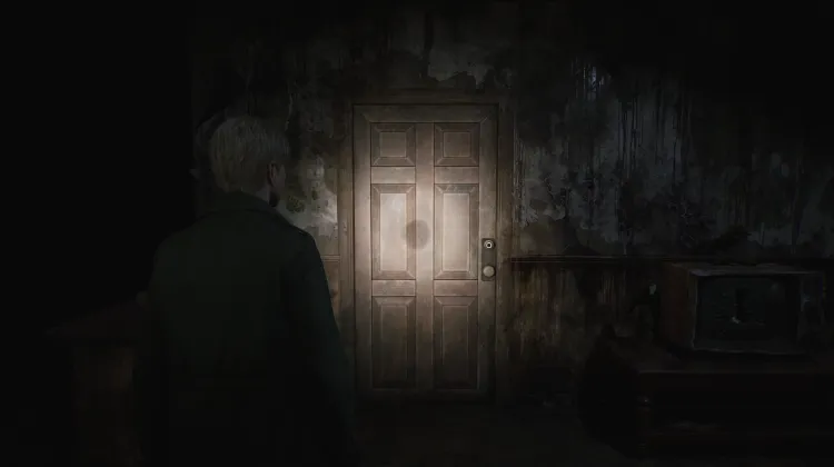 Porta della Camera da Letto dell'Appartamento 210