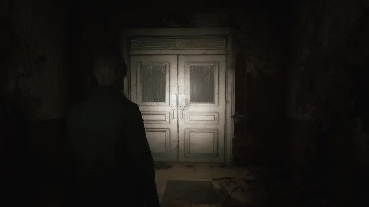 Blue Creek Apartments 1F Staircase Door