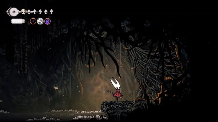 Ingranaggi Avvolti da Rampicanti