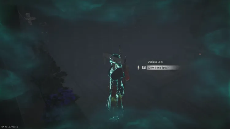 Serrure Inutile et Longue Lance Usée