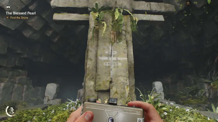 Messenger Statue Symbol