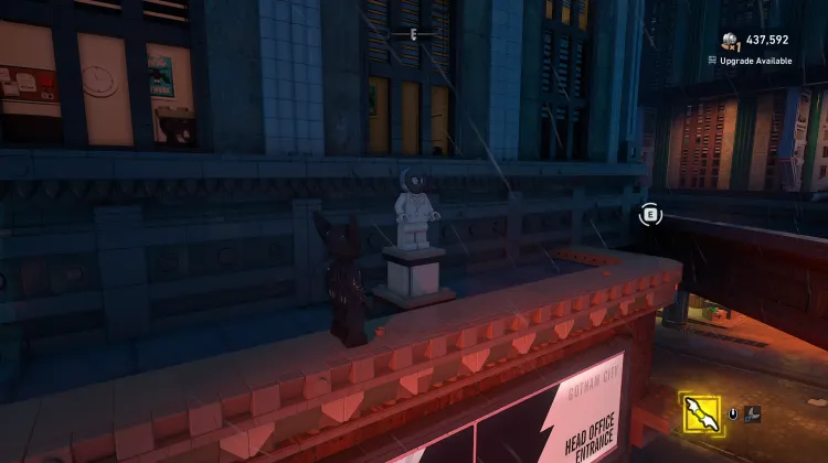 Court Statues
